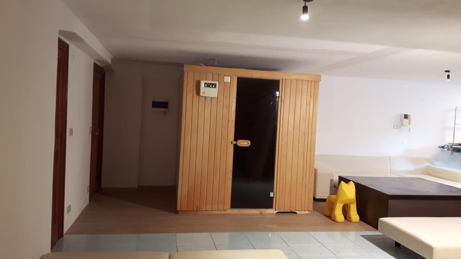 Park House Hotel Мондело Екстериор снимка